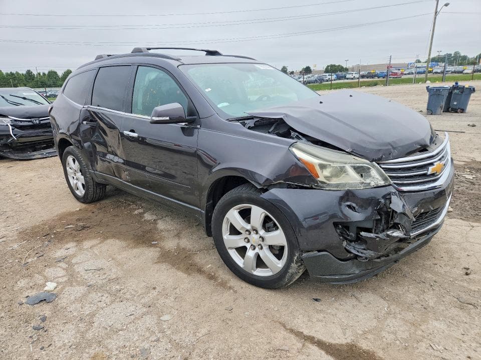 2017 CHEVROLET TRAVERSE LT 4