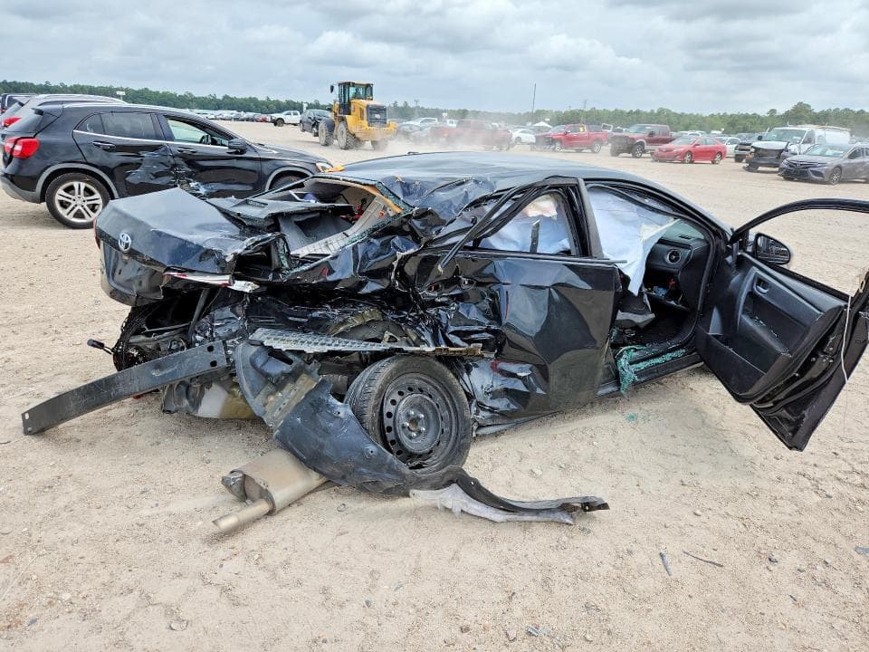 2019 TOYOTA COROLLA LE 3
