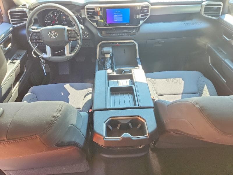 2022 TOYOTA TUNDRA SR5 8