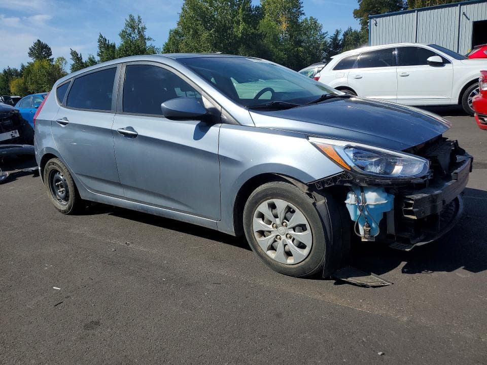 2017 HYUNDAI ACCENT SE 4