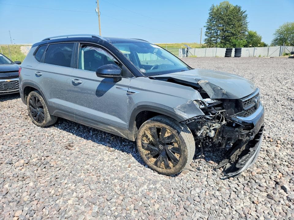 2024 VOLKSWAGEN TAOS SE 4