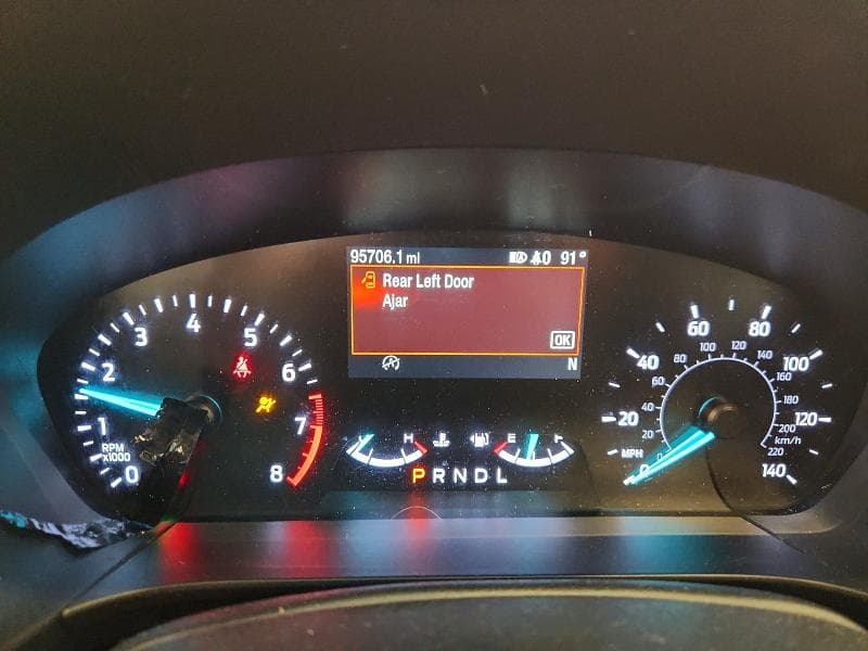 2021 FORD ESCAPE SE 9
