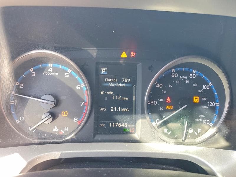 2018 TOYOTA RAV4 XLE 9