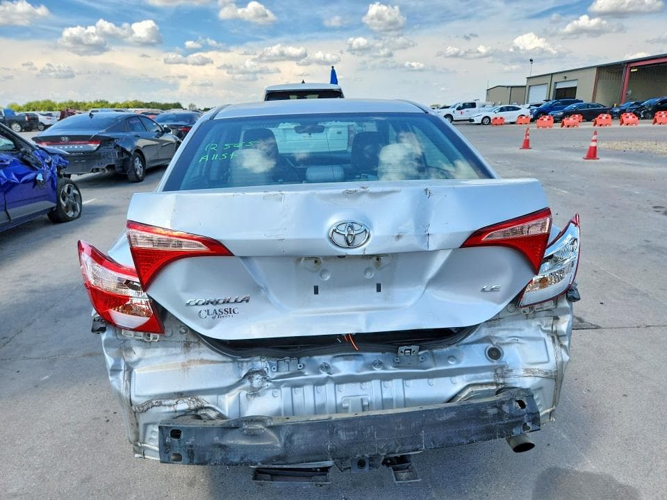 2017 TOYOTA COROLLA LE 6