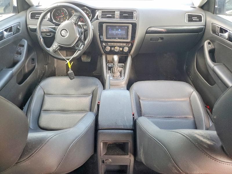 2017 VOLKSWAGEN JETTA SEL 8
