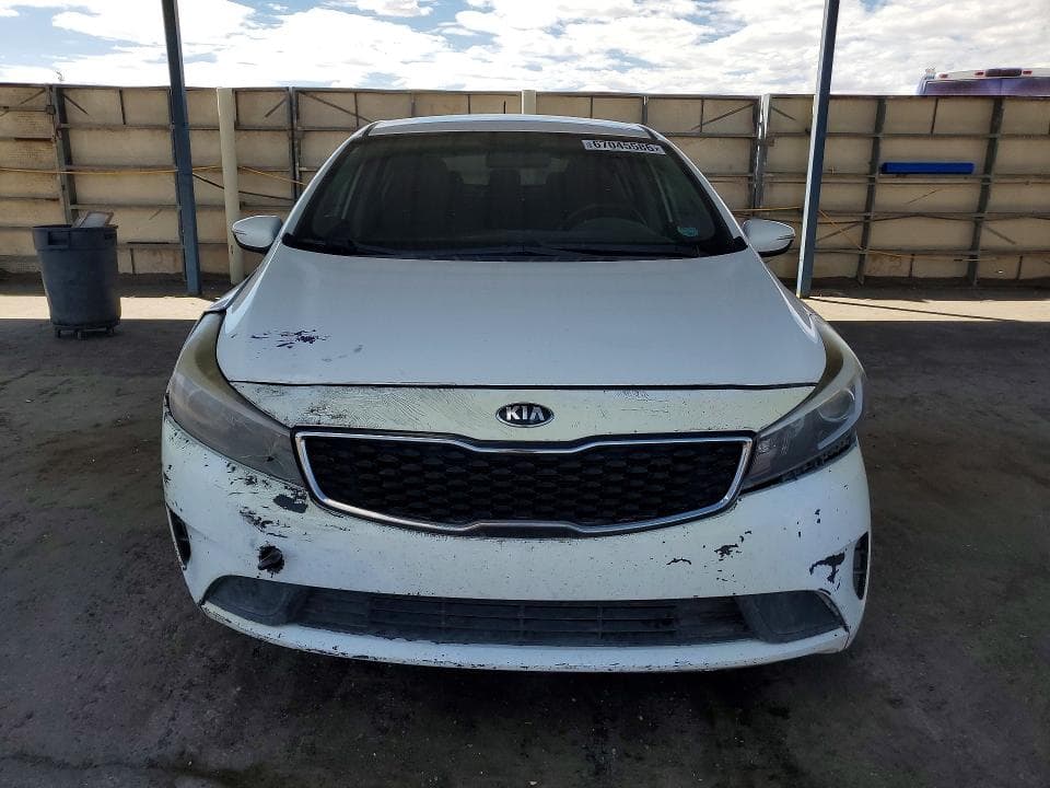 2017 KIA FORTE5 LX 5