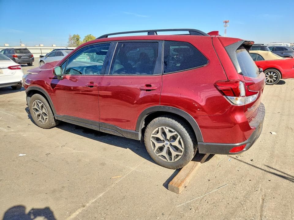 2021 SUBARU FORESTER PREMIUM 2