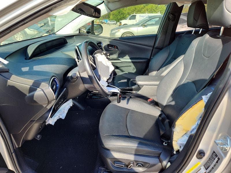 2018 TOYOTA PRIUS FOUR TOURING 7