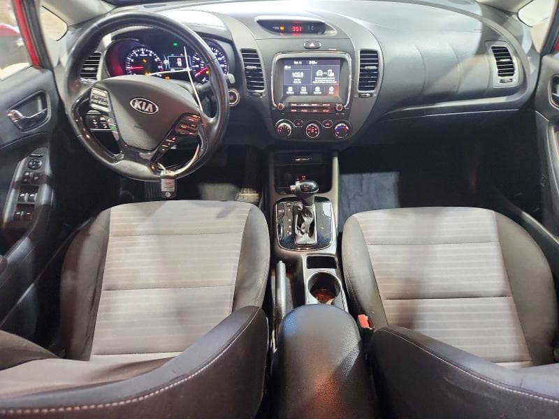 2017 KIA FORTE S 8