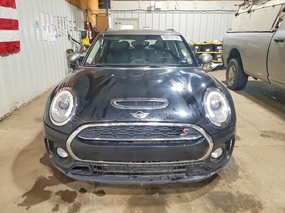 2018 MINI COOPER S CLUBMAN ALL4 5