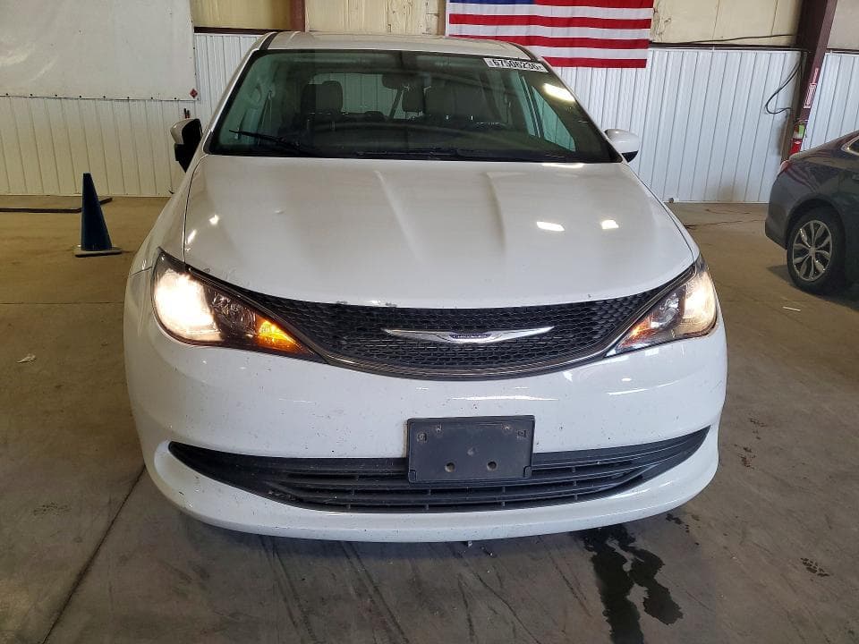 2017 CHRYSLER PACIFICA TOURING 5