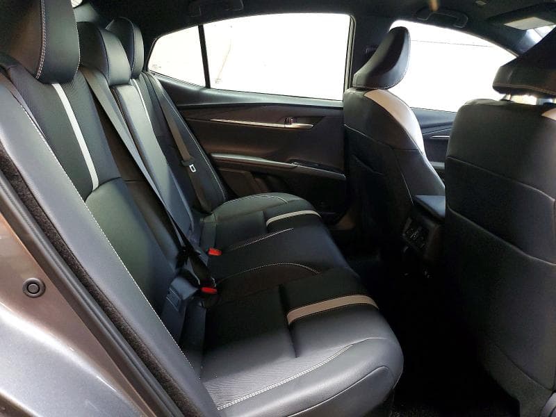 2025 TOYOTA CAMRY SE 10