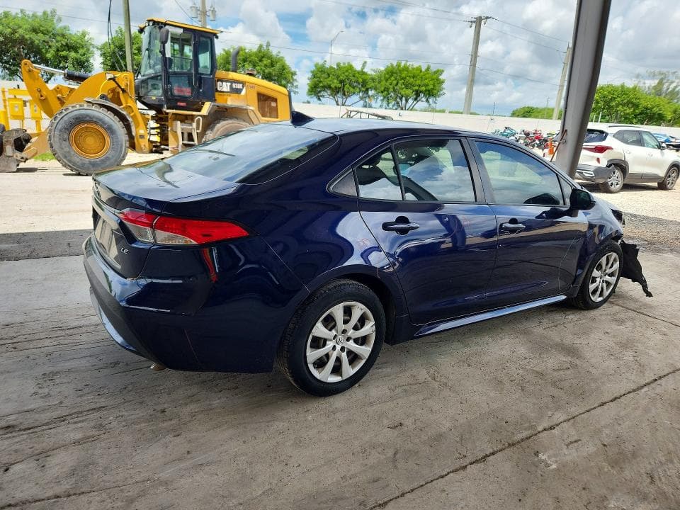 2020 TOYOTA COROLLA LE 3
