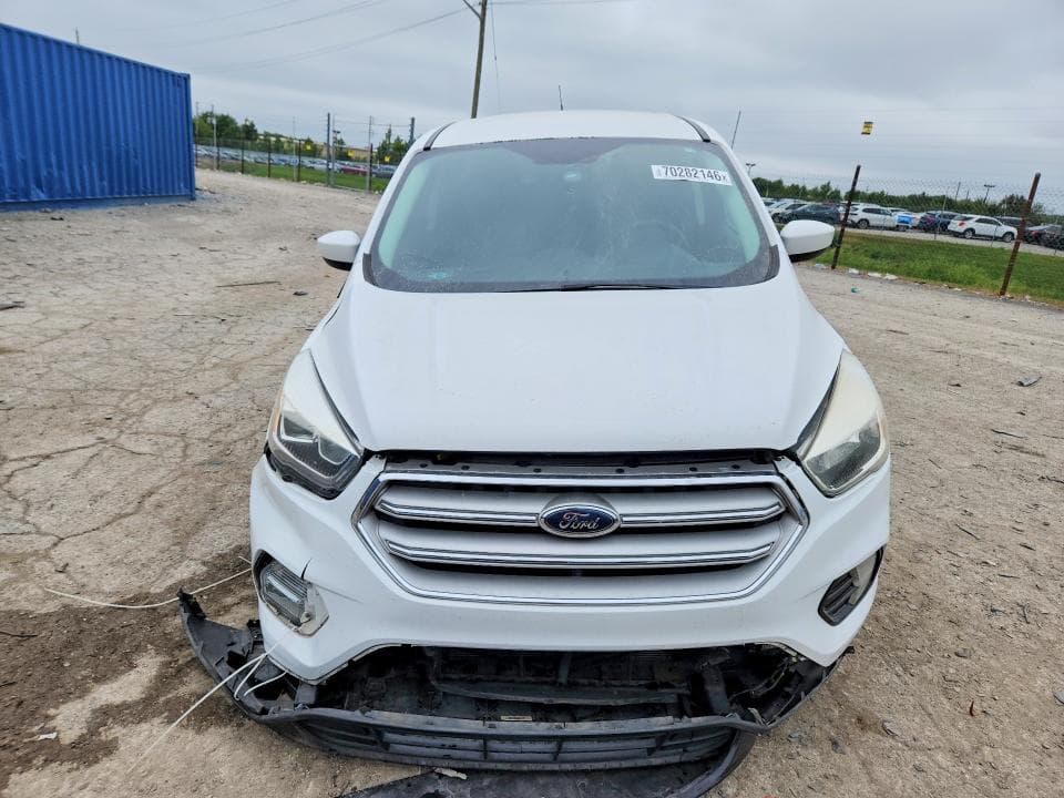2017 FORD ESCAPE SE 5