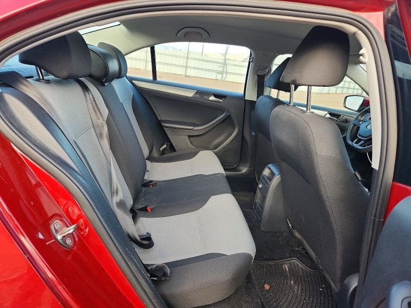 2018 VOLKSWAGEN JETTA S 10