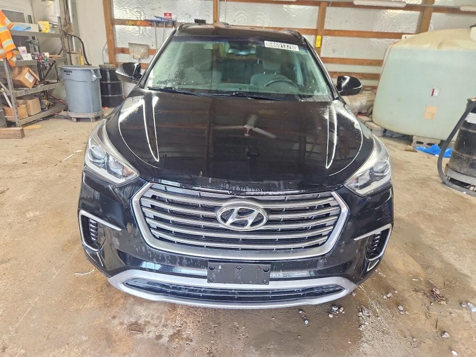 2017 HYUNDAI SANTA FE SE 5