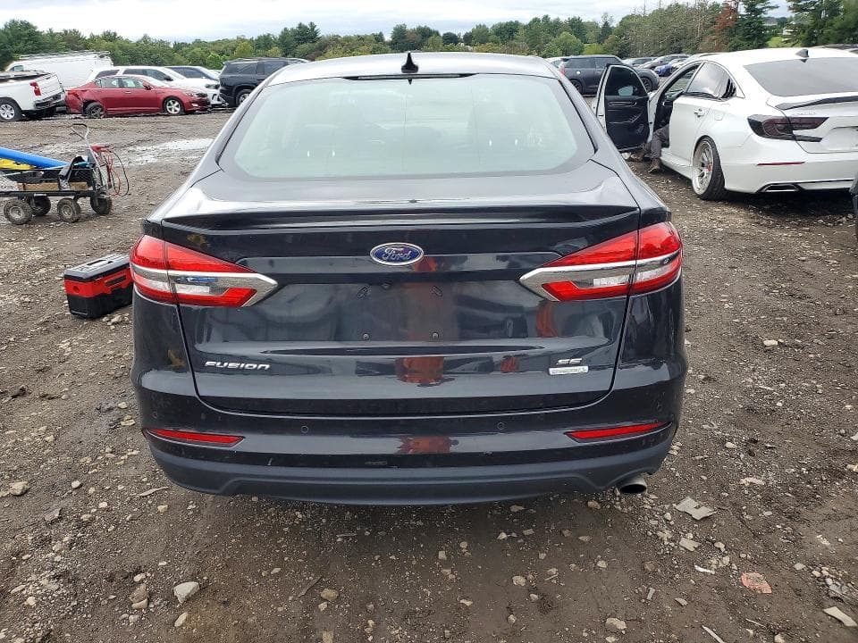 2020 FORD FUSION SE 6