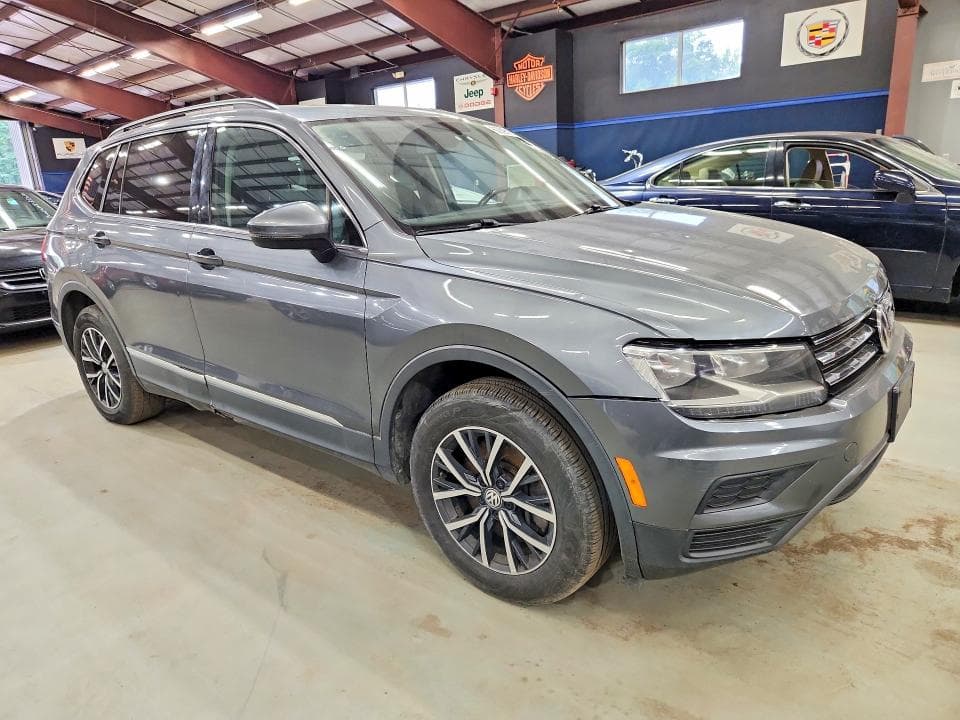 2020 VOLKSWAGEN TIGUAN SE 4
