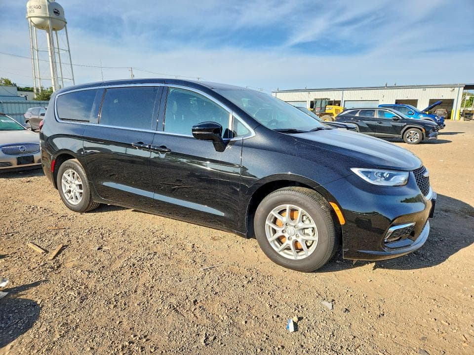 2026 CHRYSLER PACIFICA SELECT 4
