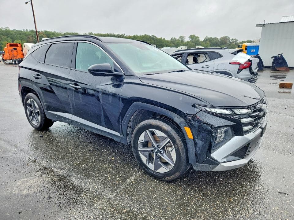 2026 HYUNDAI TUCSON SEL 4