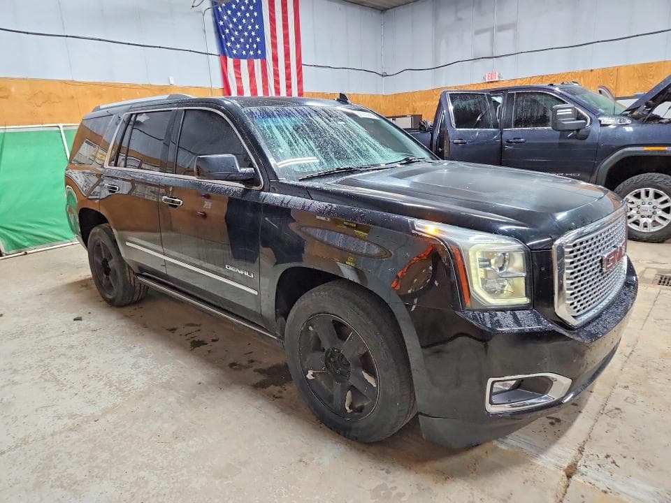 2017 GMC YUKON DENALI 4