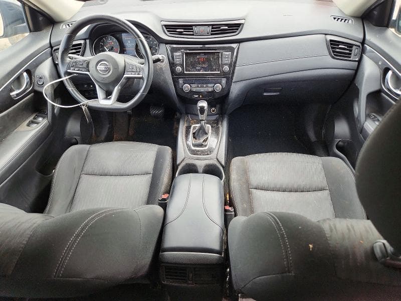 2018 NISSAN ROGUE 8