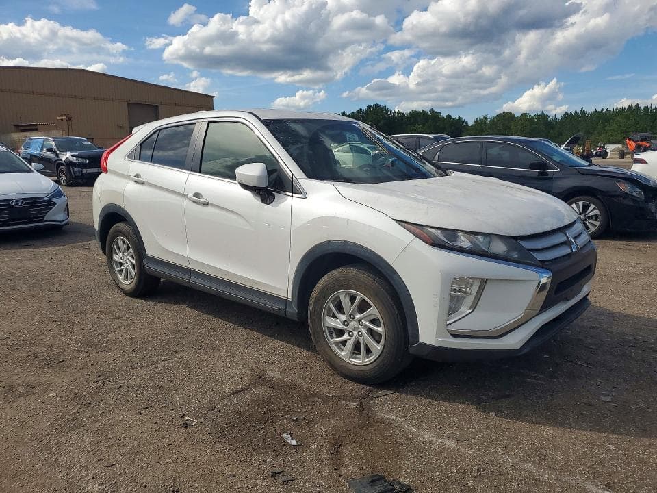 2018 MITSUBISHI ECLIPSE CROSS ES 4