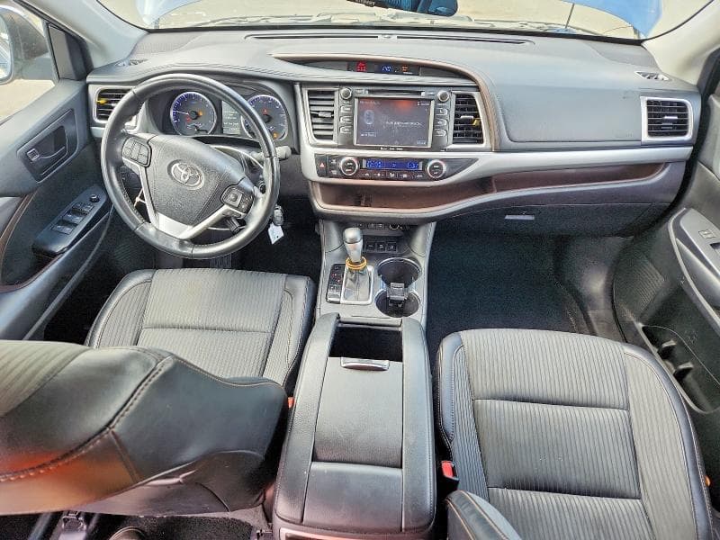 2019 TOYOTA HIGHLANDER LE PLUS 8