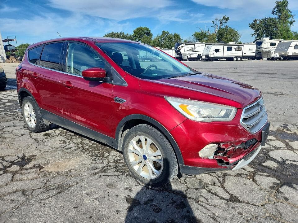 2017 FORD ESCAPE SE 4
