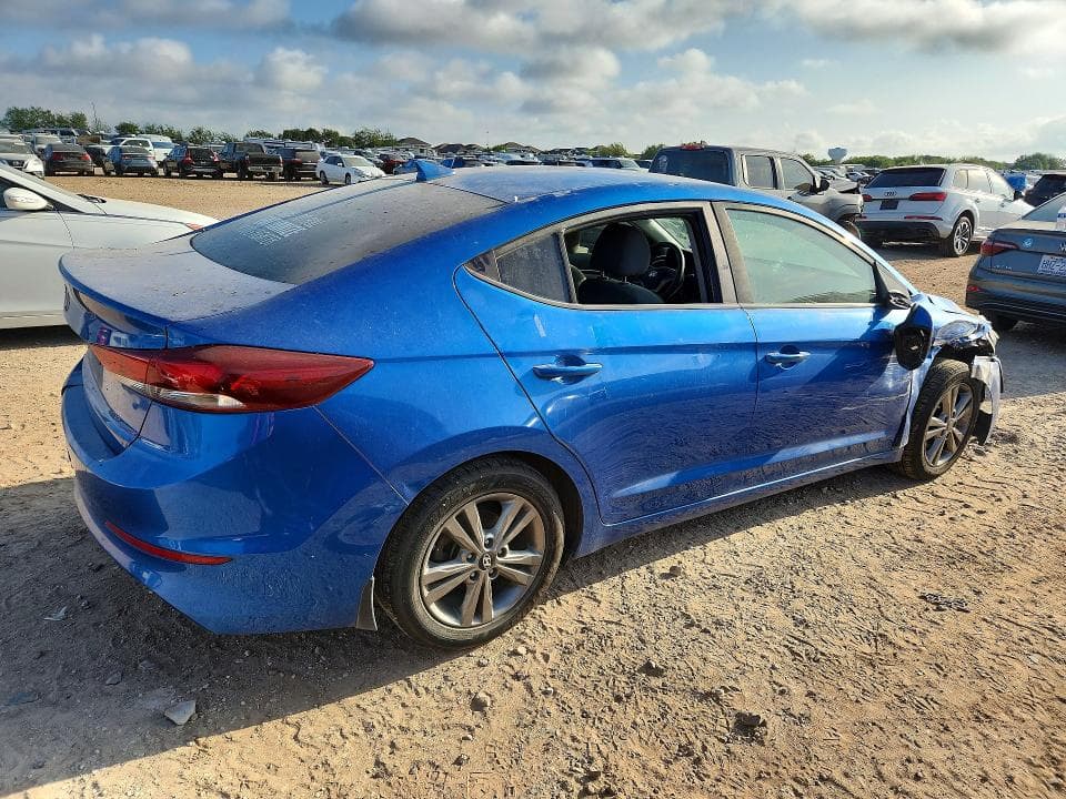 2018 HYUNDAI ELANTRA SEL 3