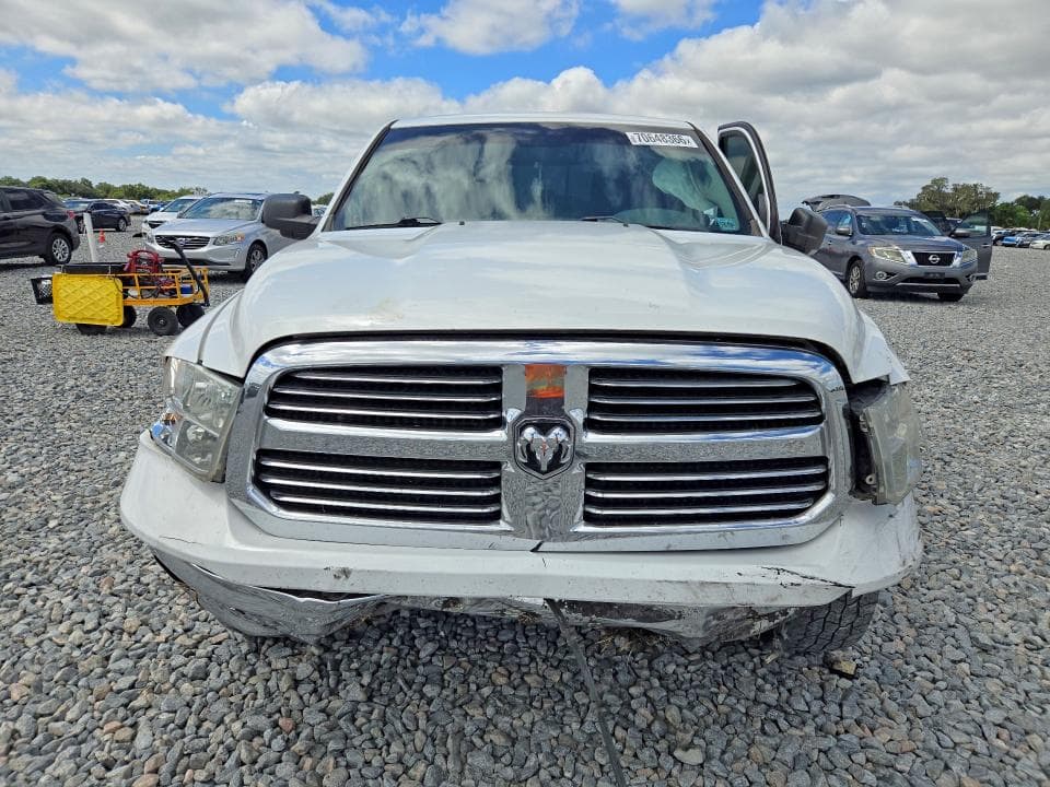 2019 RAM 1500 CLASSIC SLT 5