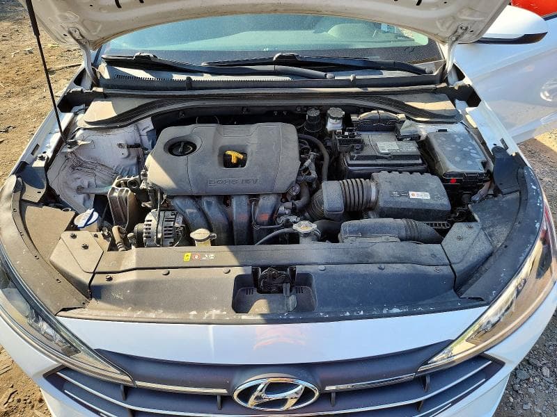 2019 HYUNDAI ELANTRA SE 11