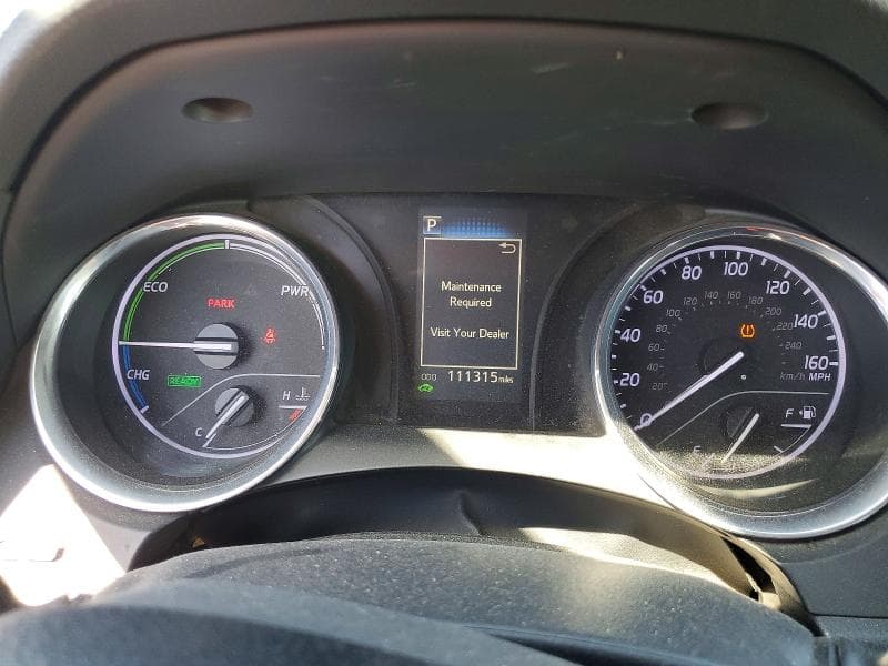 2020 TOYOTA CAMRY HYBRID BASE 9