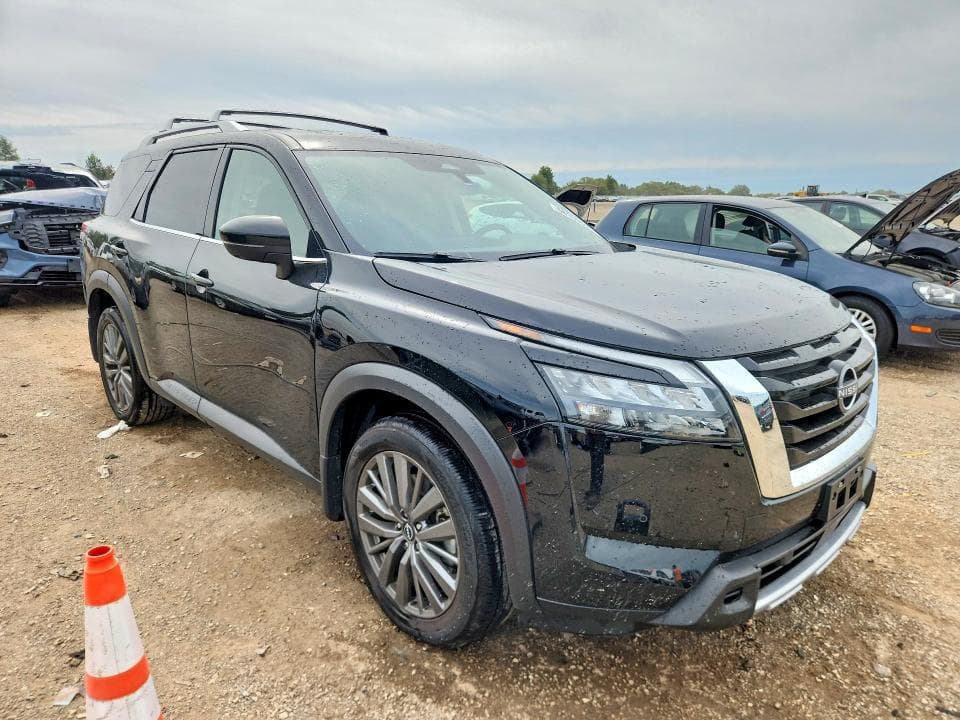 2025 NISSAN PATHFINDER SL 4