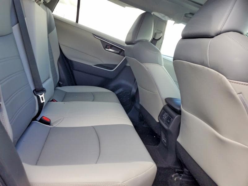 2025 TOYOTA RAV4 XLE PREMIUM 11