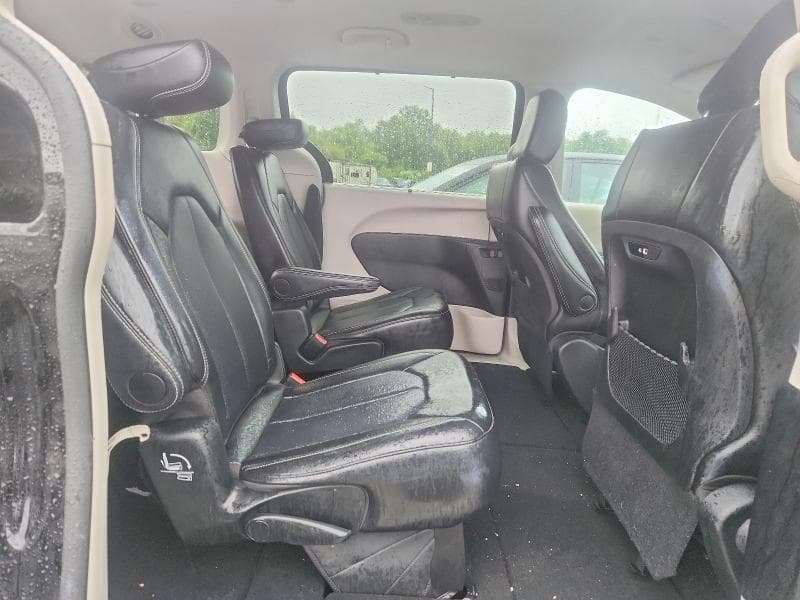 2024 CHRYSLER PACIFICA TOURING L 11