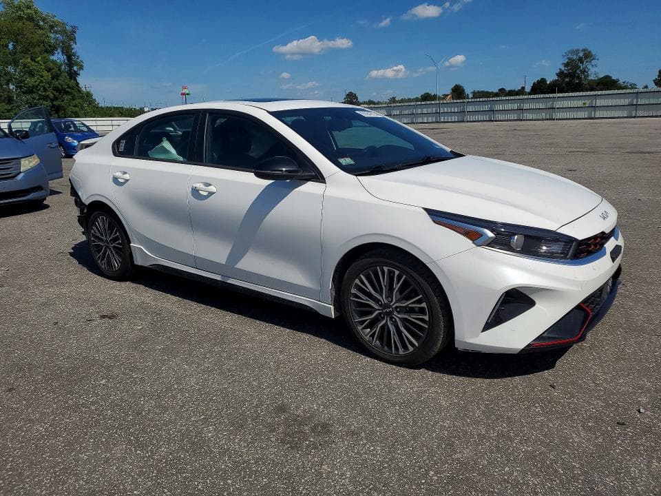 2023 KIA FORTE GT LINE 4