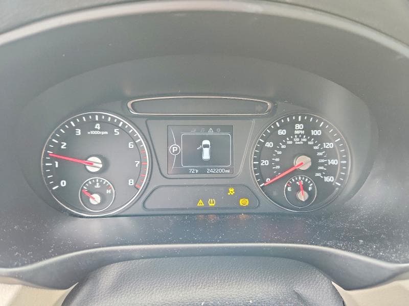 2017 KIA SORENTO LX V6 9