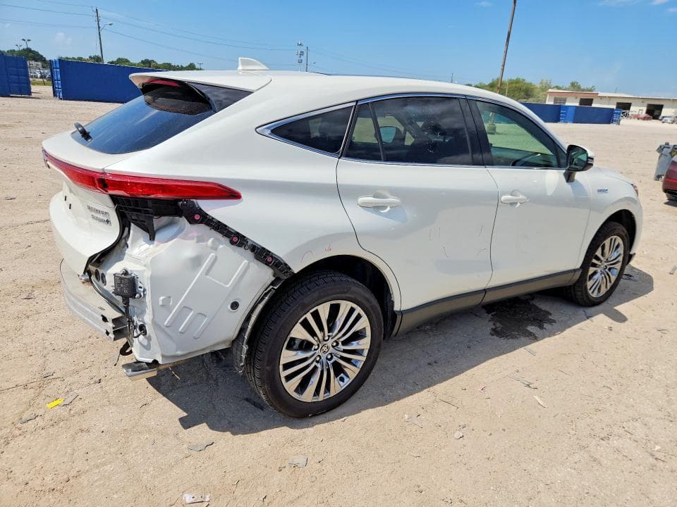 2021 TOYOTA VENZA LIMITED 3
