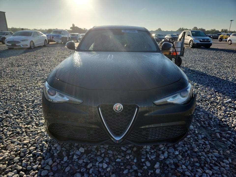 2017 ALFA ROMEO GIULIA 5