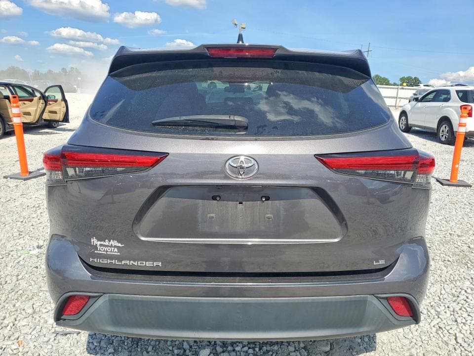 2022 TOYOTA HIGHLANDER LE 6
