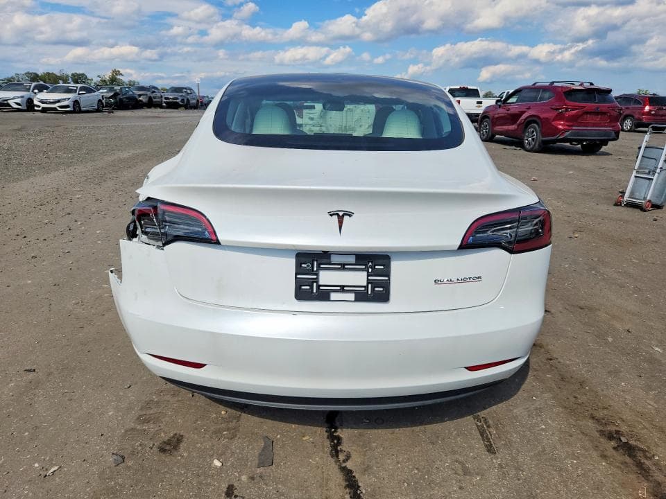 2023 TESLA MODEL 3 6