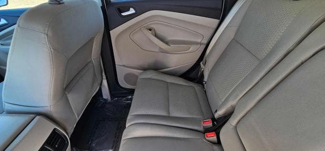 2017 FORD ESCAPE SE 6