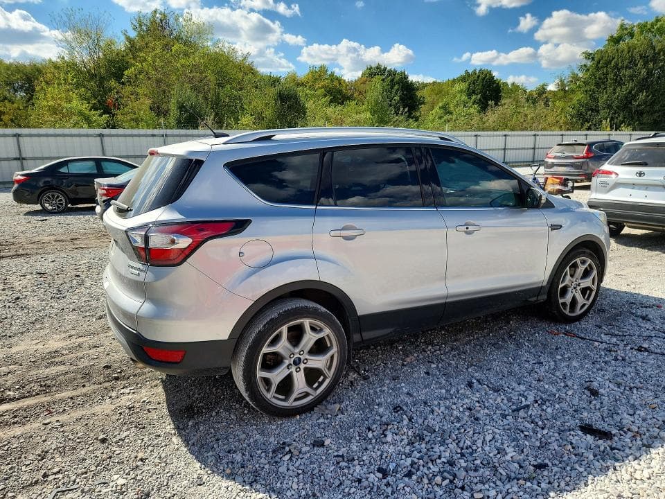 2017 FORD ESCAPE TITANIUM 3