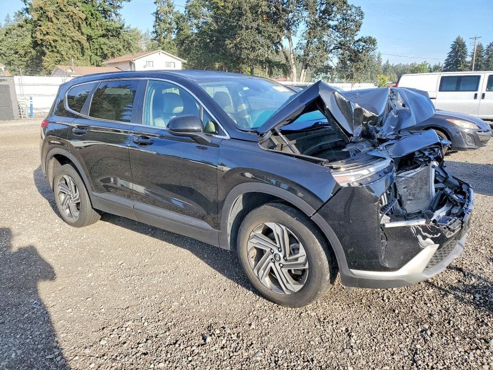 2023 HYUNDAI SANTA FE SE 4