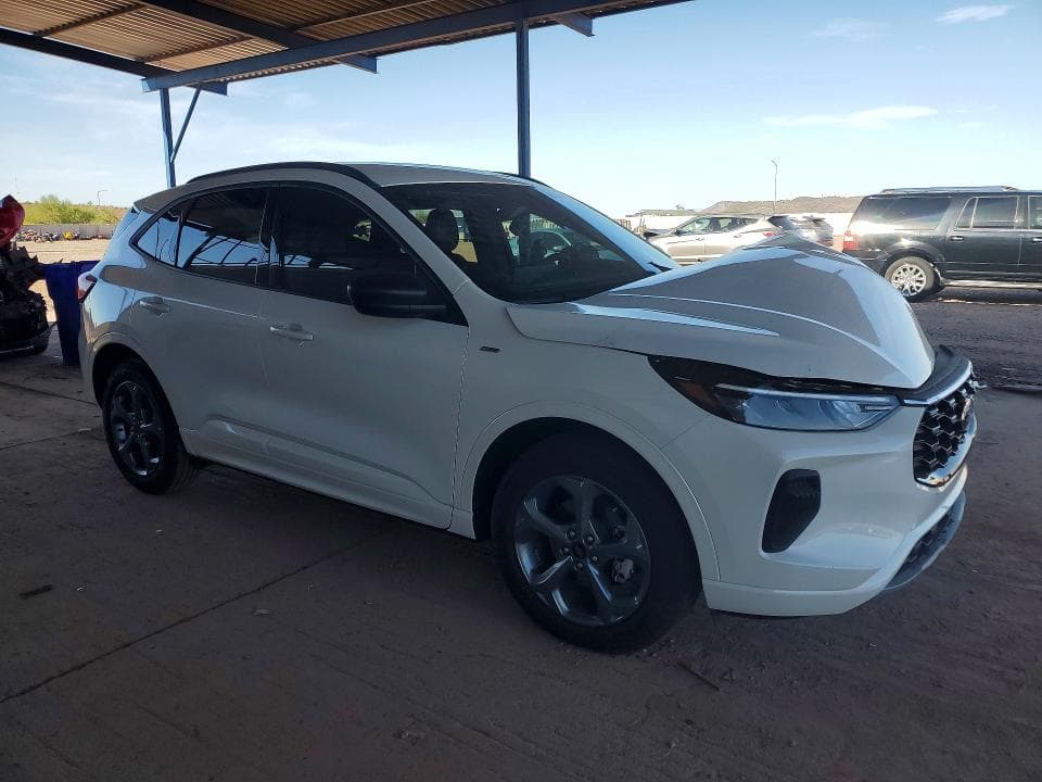 2023 FORD ESCAPE ST LINE 4