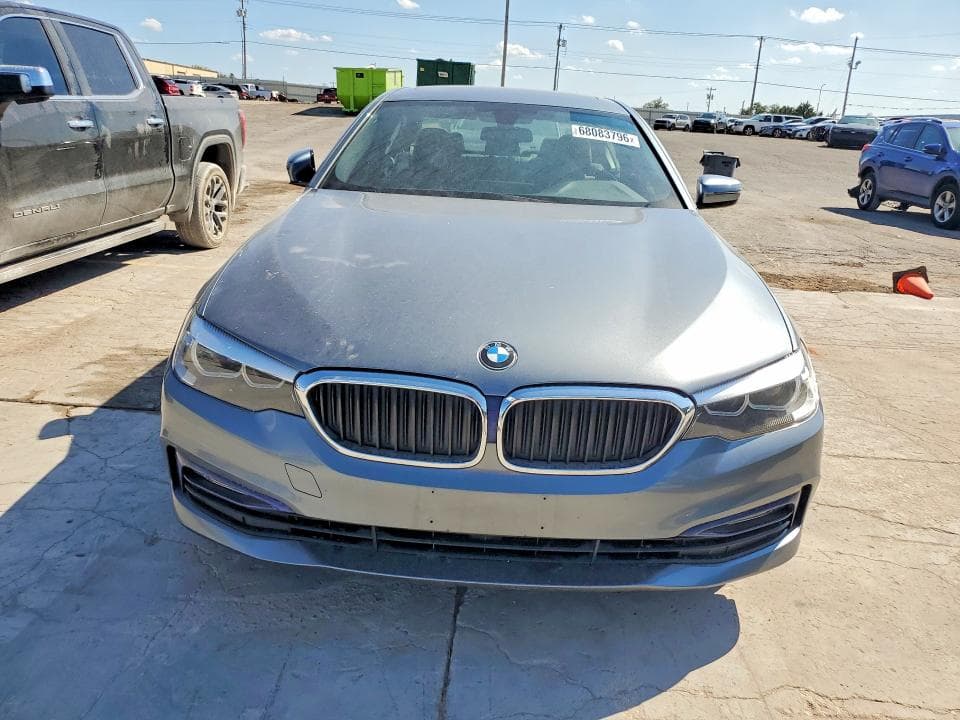 2018 BMW 530 XI 5