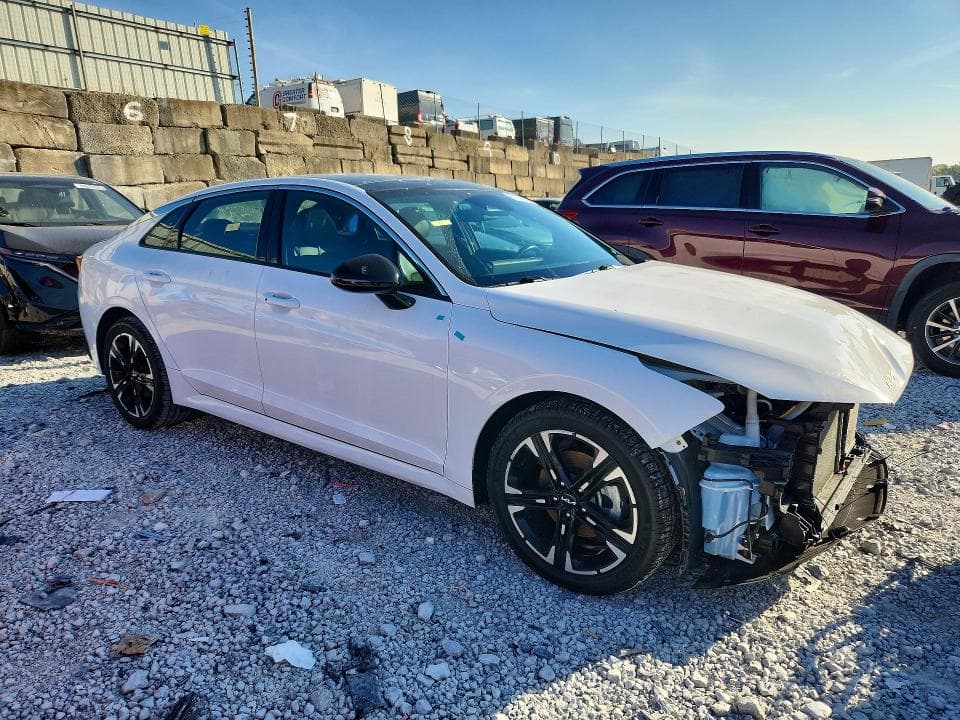 2022 KIA K5 GT LINE 4