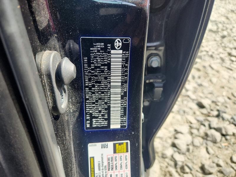 2021 TOYOTA COROLLA XLE 12
