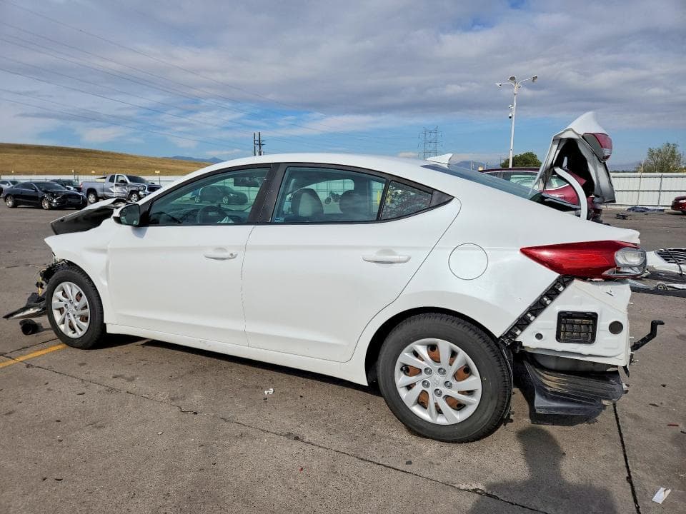 2017 HYUNDAI ELANTRA SE 2